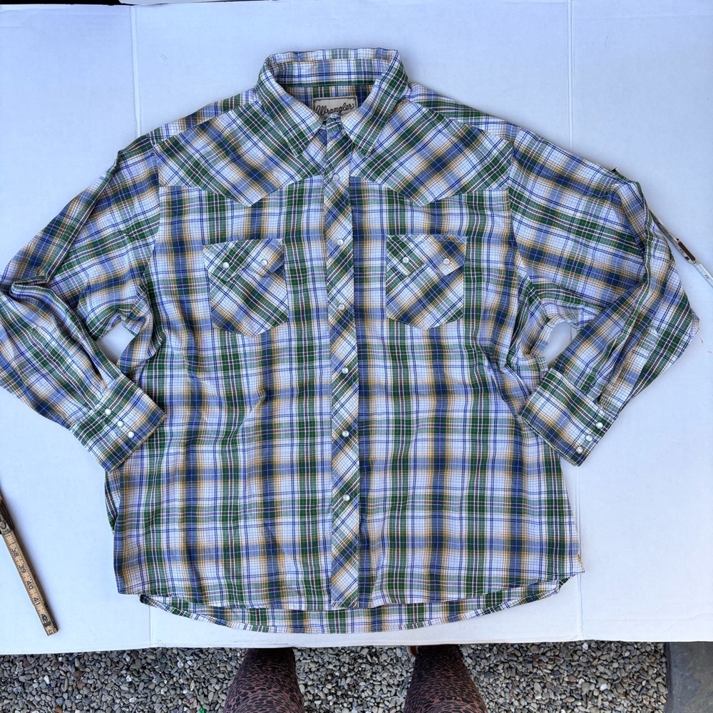 Howdy!  Vintage Wrangler
Western Fashion Snap Shirt
🐴🤠HeyCowboy!🐴🤠